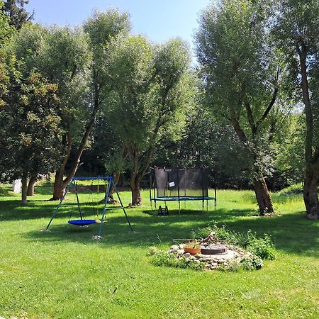 Chwila Moment - Dom W Okolicy Czarnej Gory, Nad Rzeka Villa Stronie Śląskie Eksteriør bilde